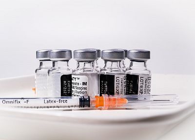 CDC: Няма връзка между внезапната сърдечна смърт и ваксината срещу COVID