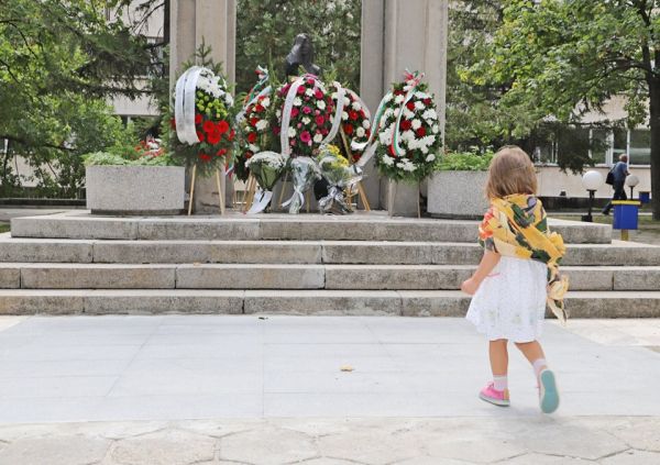 С минута мълчание и сирени ВМА отбеляза „Деня на спасението