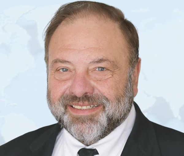 Д-р Шарков отново в борда на Световната дентална федерация