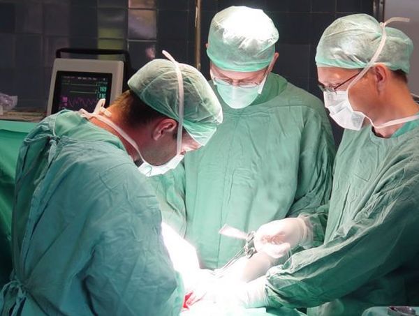 За първи път в България направиха белодробна трансплантация 