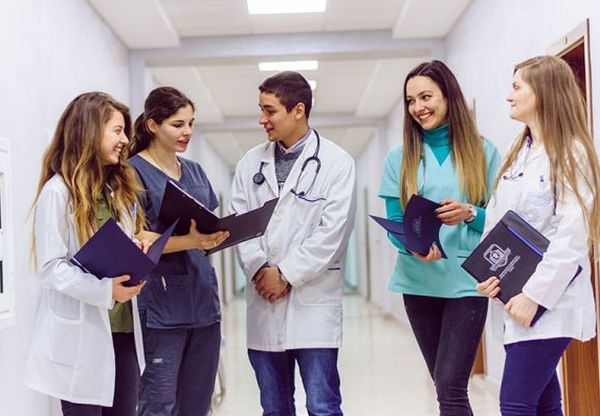 Две нови специалности открива МУ-Варна тази година