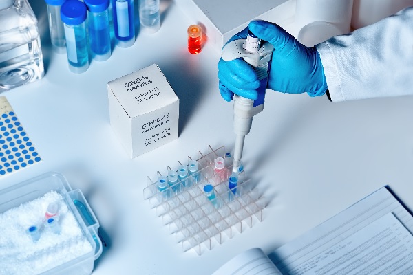 ЕМА съкращава драстично сроковете за одобрение на лекарства и ваксини срещу COVID-19   