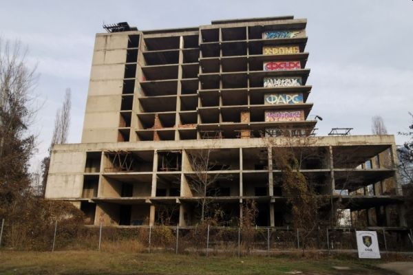 Ананиев: Строителят на Детската болница ще прецени дали да укрепи старата сграда или да изгради напълно нова