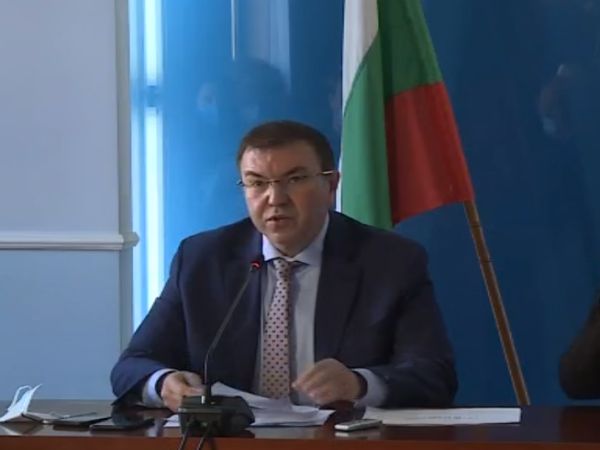 Проф. Ангелов: Медиците са изморени, имаме нужда от помощ