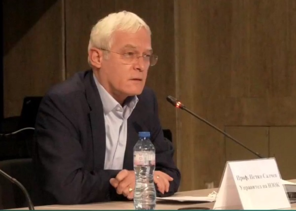 Проф. Салчев: 35.7% от общите приходи на НЗОК се осигуряват от държавата