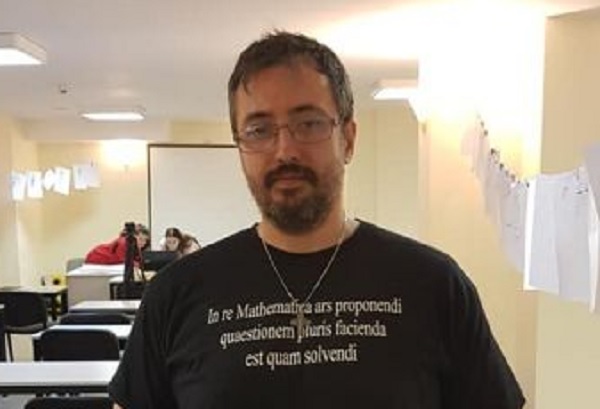 Математик: В момента сме във фаза не на епидемична, а на здравна криза