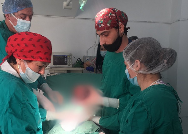 Бебе се роди с антитела срещу COVID в МБАЛ-Пазарджик