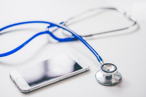 БЛС препоръчва пациентите да проверят в регистъра им дали интернет лекарите са легитимни