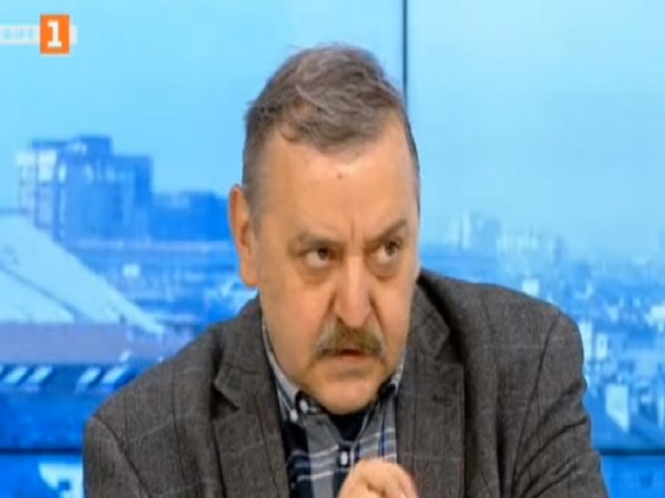 Проф. Кантарджиев: До седмица-две ще стане ясно дали AstraZeneca може да се комбинира с друга ваксина