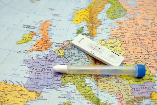 ЕП предлага безплатни тестове за COVID, за да се улесни пътуването в Европа