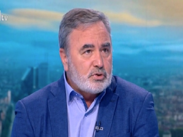 Доц. Кунчев: Проверката на решенията на НОЩ не ме притеснява 