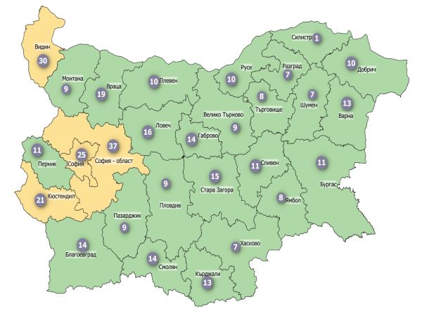 COVID заболеваемост: Само четири области все още в жълтата зона
