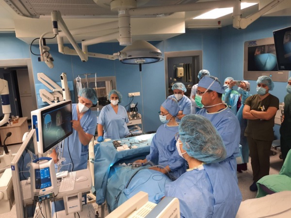 Последен модел УНГ апаратура в УМБАЛ 