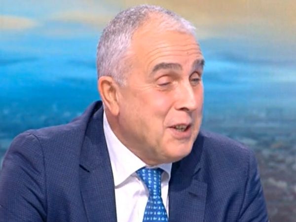 Проф. Владов: Ключът към повече трансплантации е в подкрепата на координаторите по донорство