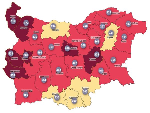 COVID заболеваемост: Областите в тъмночервено се увеличават