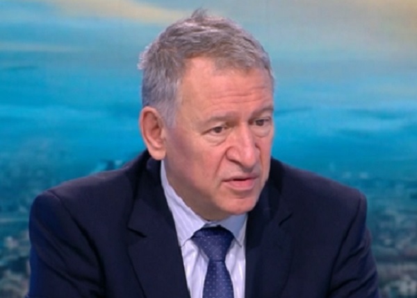 Кацаров: Локдаун ще бъде въведен, ако не можем да приемем повече болни в лечебните заведения