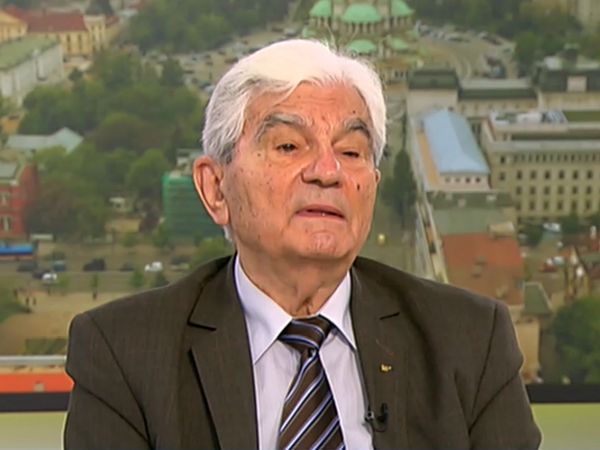 Акад. Петрунов: На първо място в света сме по глупост, защото не се ваксинираме