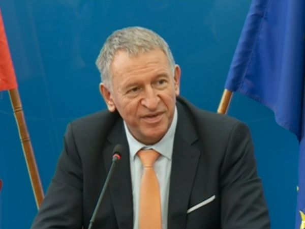 Д-р Кацаров: Сертификатите за антитела влизат в сила в четвъртък, ще важат 90 дни