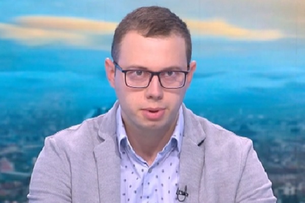 Д-р Пеев: Починалият с фалшив сертификат отказа и кислород 