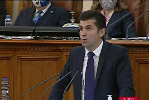 Кирил Петков: Първата ми заповед ще е всички в МС да влизат със „зелен сертификат“