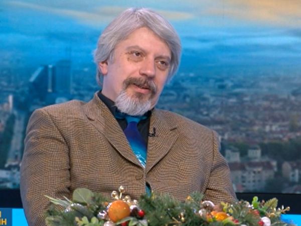 Проф. Витанов: Към средата на февруари ще сме в петата вълна на пандемията 