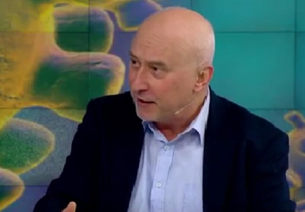 Проф. Кунчев: Ако няма мерки след 20 март, може да се получи вторичен пик на COVID