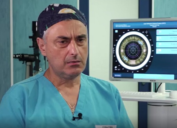 На научна среща на офталмолозите демонстрираха трансплантация на роговица