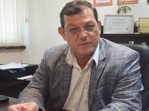 Приемете най сърдечни поздравления от ръководството на УМБАЛ Бургас по повод