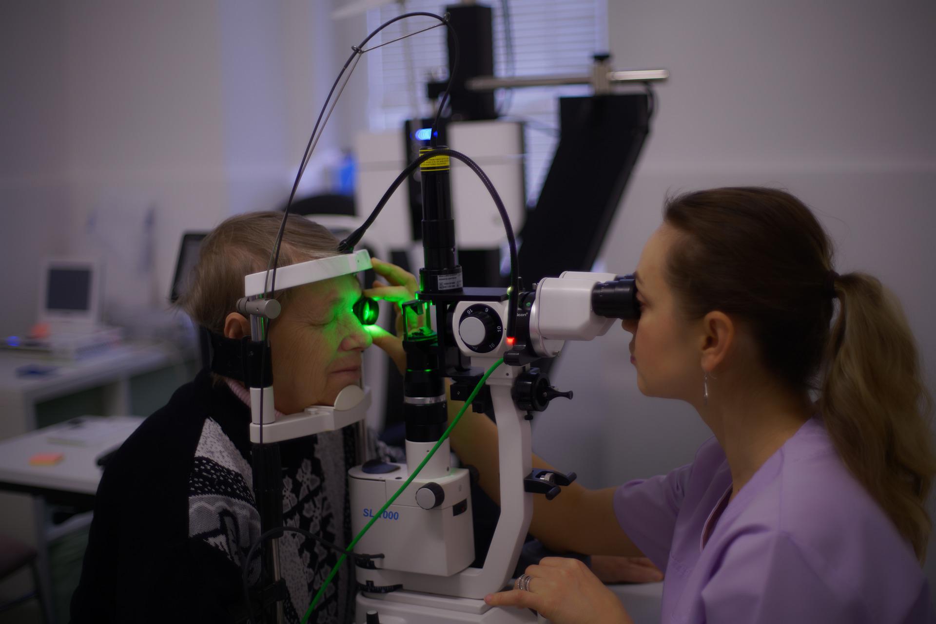 От понеделник 23 май започват безплатни очни прегледи на децата
