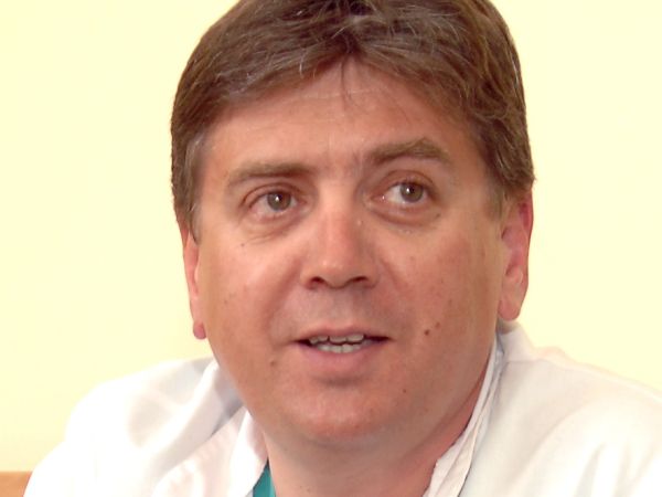 Доц Олег Чолаков е водещ специалист в областта на панкреатичната