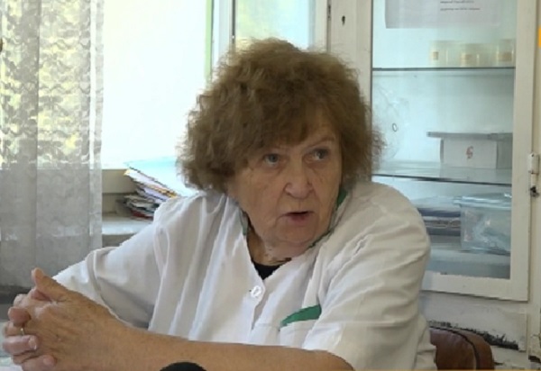 На 82 години д р Йорданка Йорданова е единствения личен лекар в