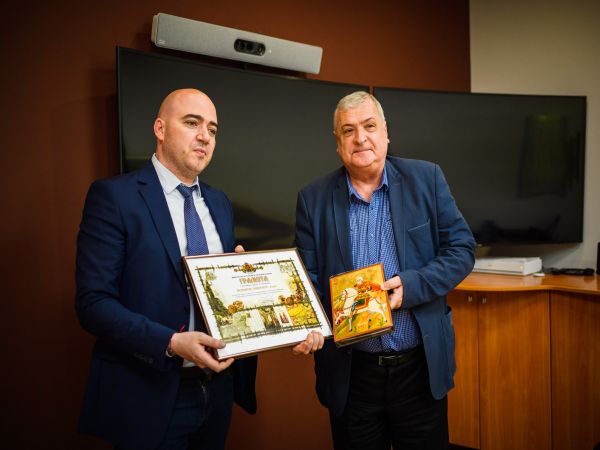 Ректорът на МУ Варна проф д р Валентин Игнатов прие на работна