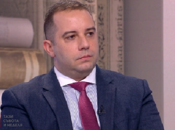 Богдан Кирилов: Недостигът на едно лекарство може да повиши търсенето на алтернативата му