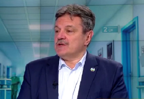 Всички респираторни вируси включително и COVID имат тенденция към повишаване