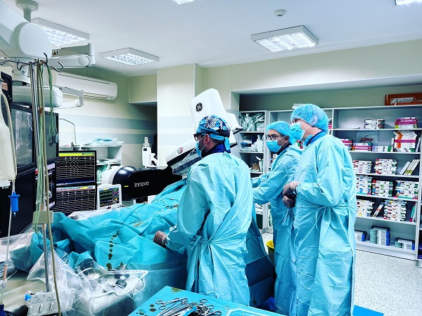 УМБАЛ „Александровска“ първа в страната преминава към нов стандарт за имплантация на пейсмейкъри   