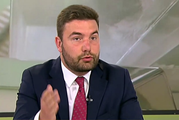 Аркади Шарков: Решаваме проблема с дефицита на лекарства с извънреден внос