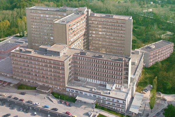 Над 300 души потърсиха спешна помощ в УМБАЛ Пловдив по празниците