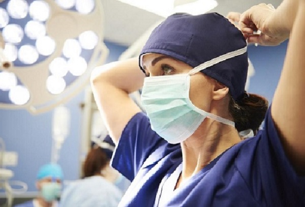 Почти една трета от медицинските сестри в САЩ щати обмислят