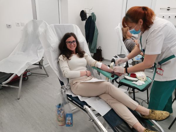 Над 80 човека откликнаха на призива за даряване на кръв