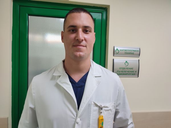 Д-р Божидар Сейков: Надявам се да има промени в здравеопазването и повече колеги да изберат да останат в България 