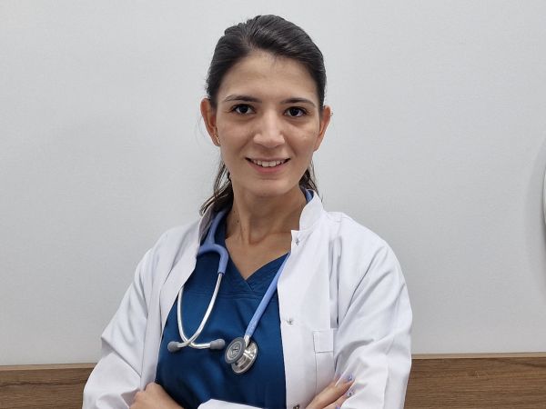 Д-р Аксиния Николова: Да стана лекар беше моя детска мечта   