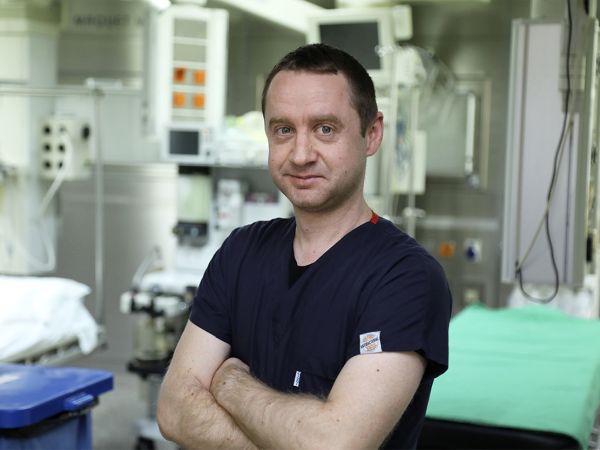 Д-р Младен Таиров завършва медицина в Тракийския университет в Стара
