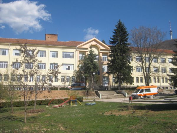 Общината ще се включи в спасяването на болницата в Белоградчик