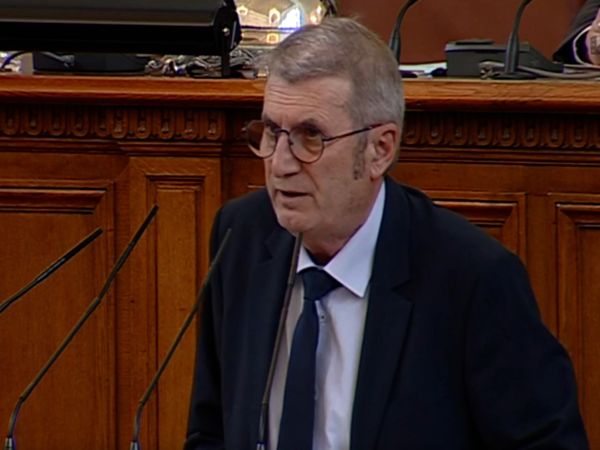 Протонният център няма да се изгражда с пари по ПВУ, а вероятно с бюджетни средства