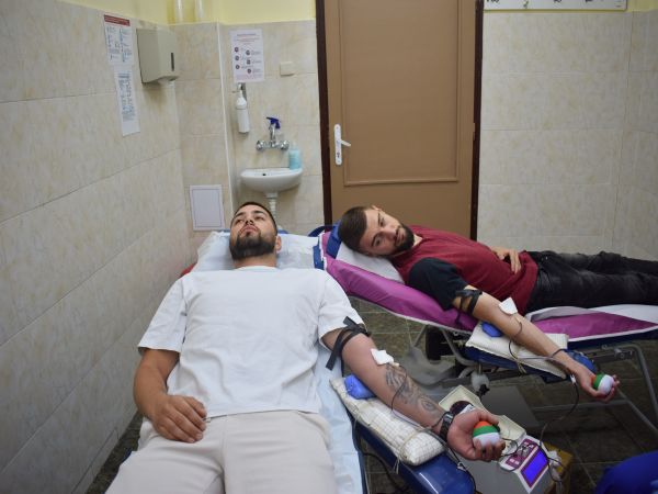 Шестима кръводарители дариха кръв в първия ден на благотворителната кампания