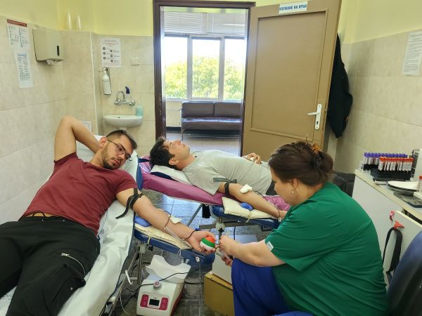 20 са доброволните кръводарители които за 5 дни дариха кръв
