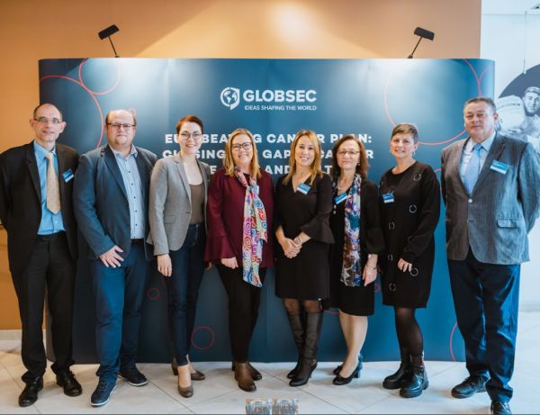 Експерти: Има пропаст в грижите за пациенти с мултиплен миелом между страните от Източна и Западна Европа