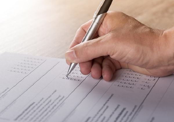 БЛС с анкета на нагласите за специализация сред студенти по медицина