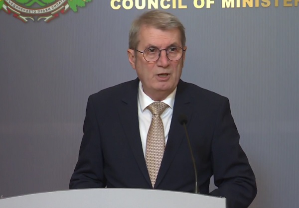 Проф. Хинков: След ротацията няма да остана министър на здравеопазването