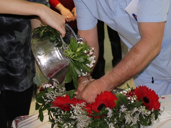 УМБАЛ Бургас отново посреща Бабинден с повече раждания от миналата година